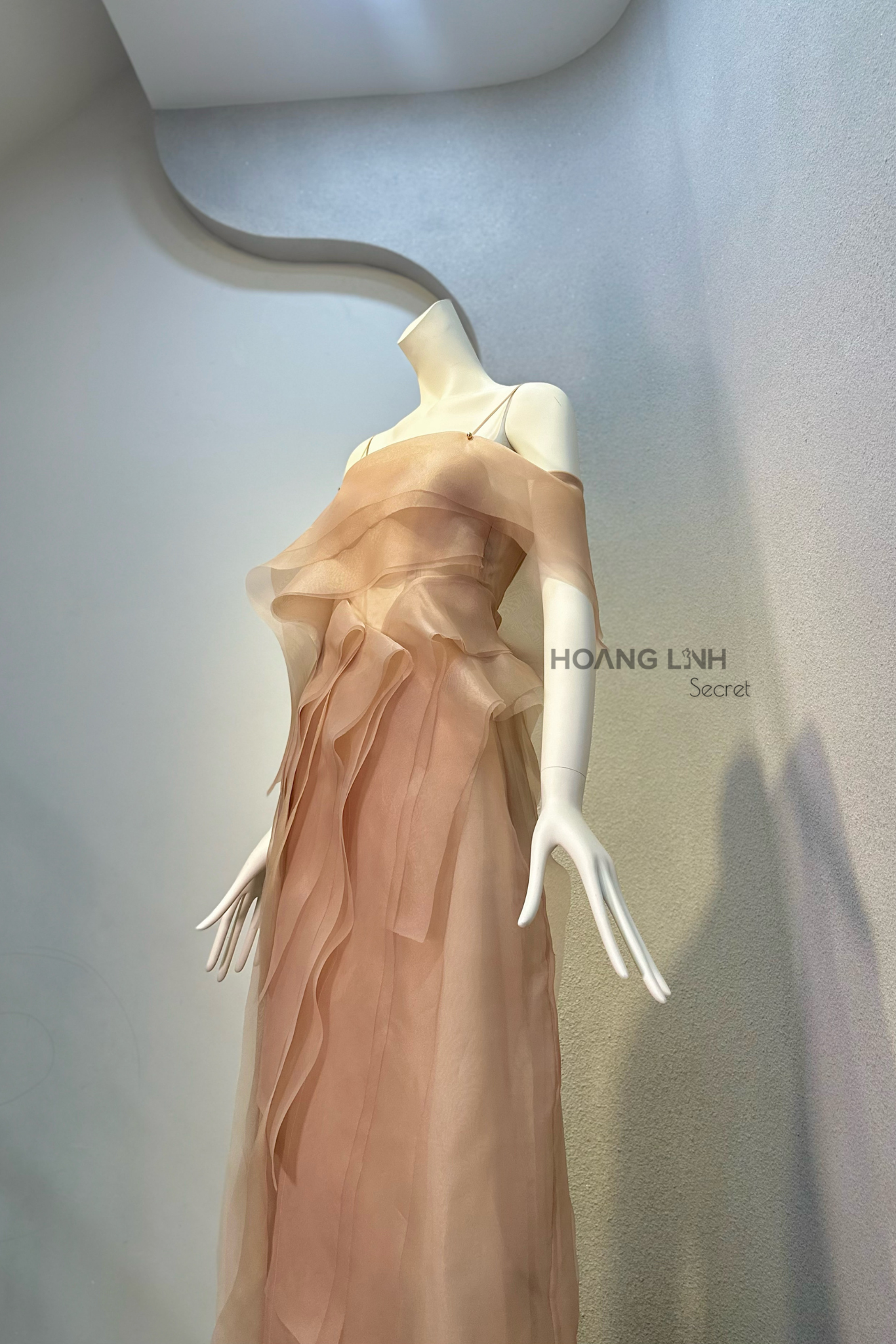 SILKY DRESS