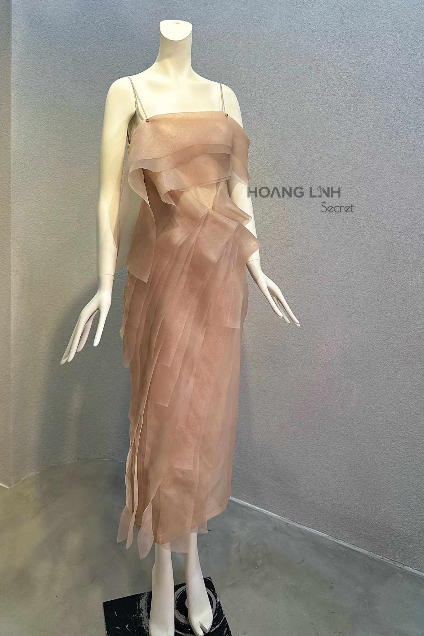 SILKY DRESS