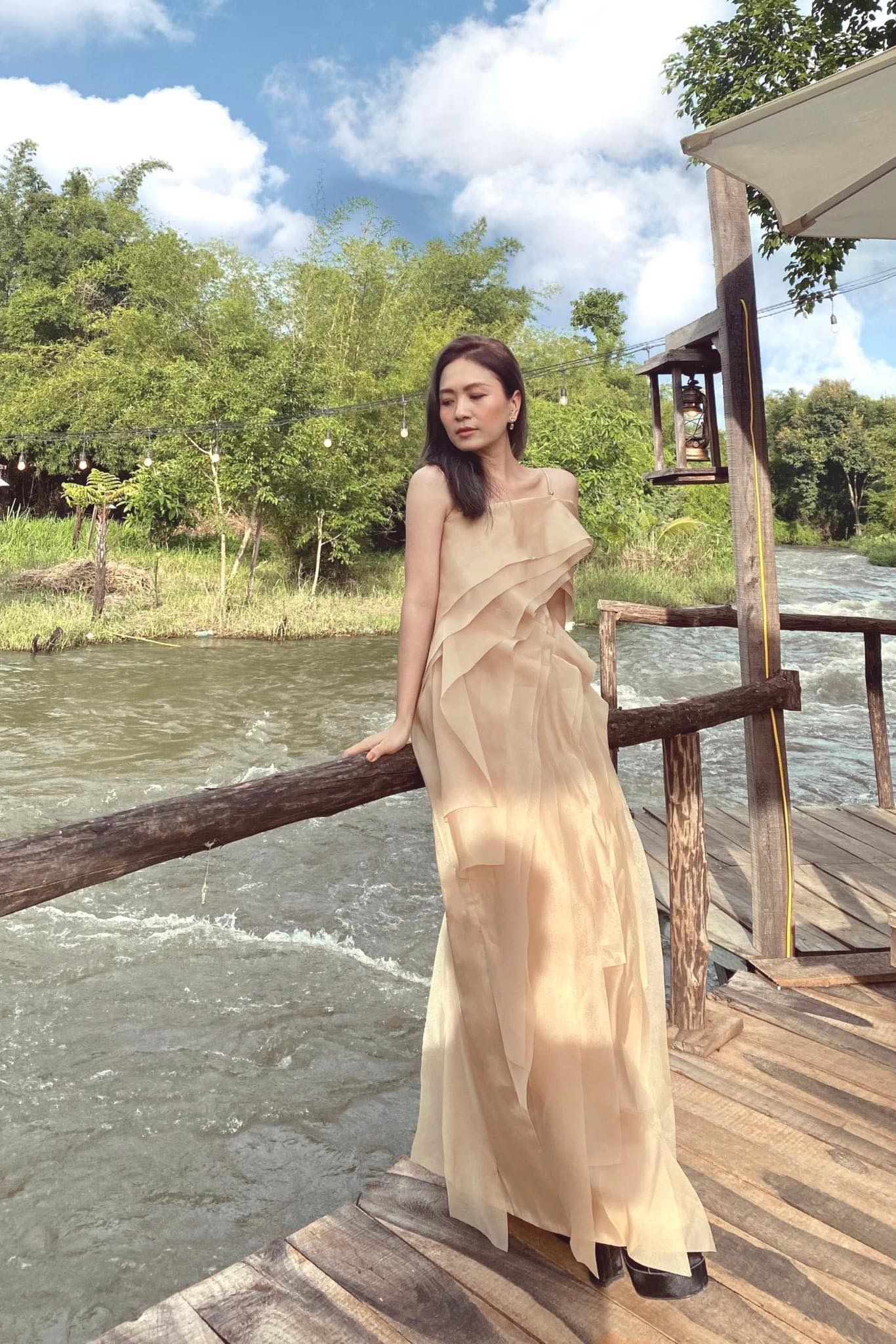 SILKY DRESS