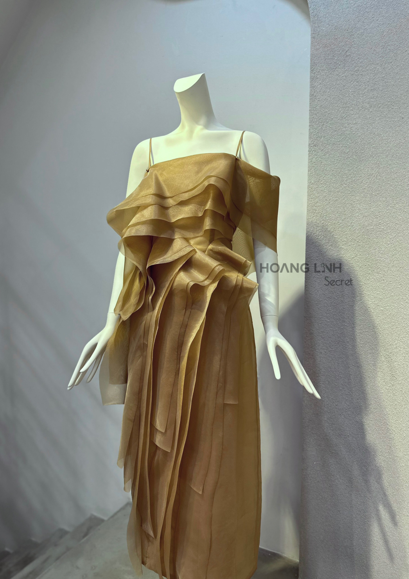 SILKY DRESS