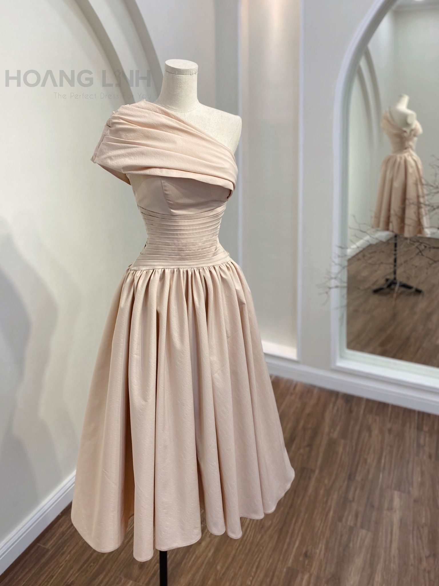 XAVIA DRESS