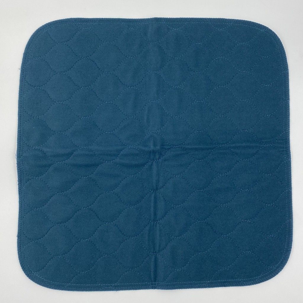 Tấm lót ghế chống thấm Abena Washable Chair Pad ( 45x45cm ) - Nhập khẩu Đan Mạch - Chống thấm ghế xe lăn/xe đẩy/ghế