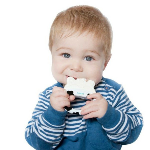 Cắn nướu mềm có nước hình con gà kidsme