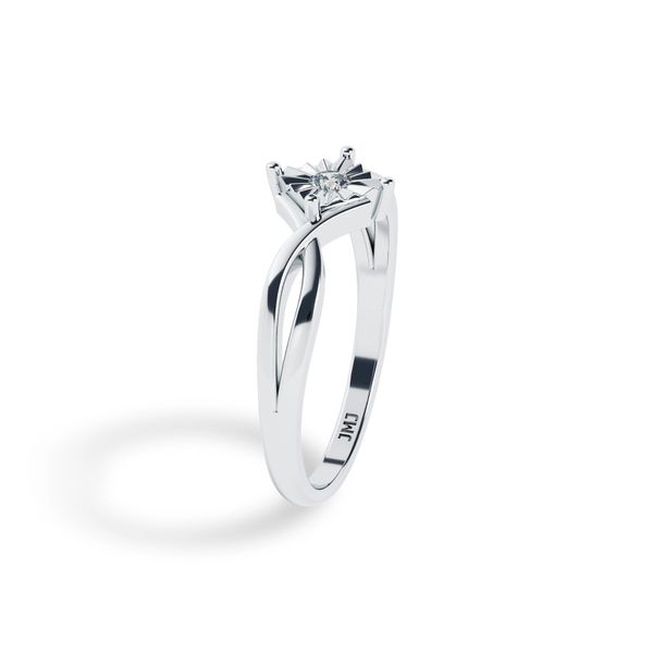 Nhẫn Nữ Kim Cương Tự Nhiên Vàng 18K