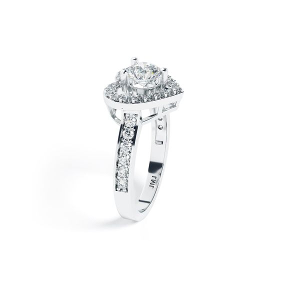 Nhẫn Nữ Kim Cương Tự Nhiên Vàng 18K