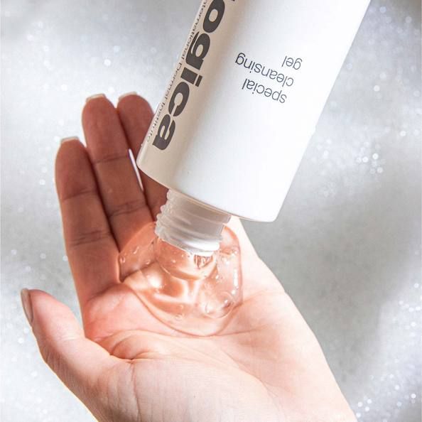 Gel Rửa Mặt Dermalogica Special Cleansing Gel