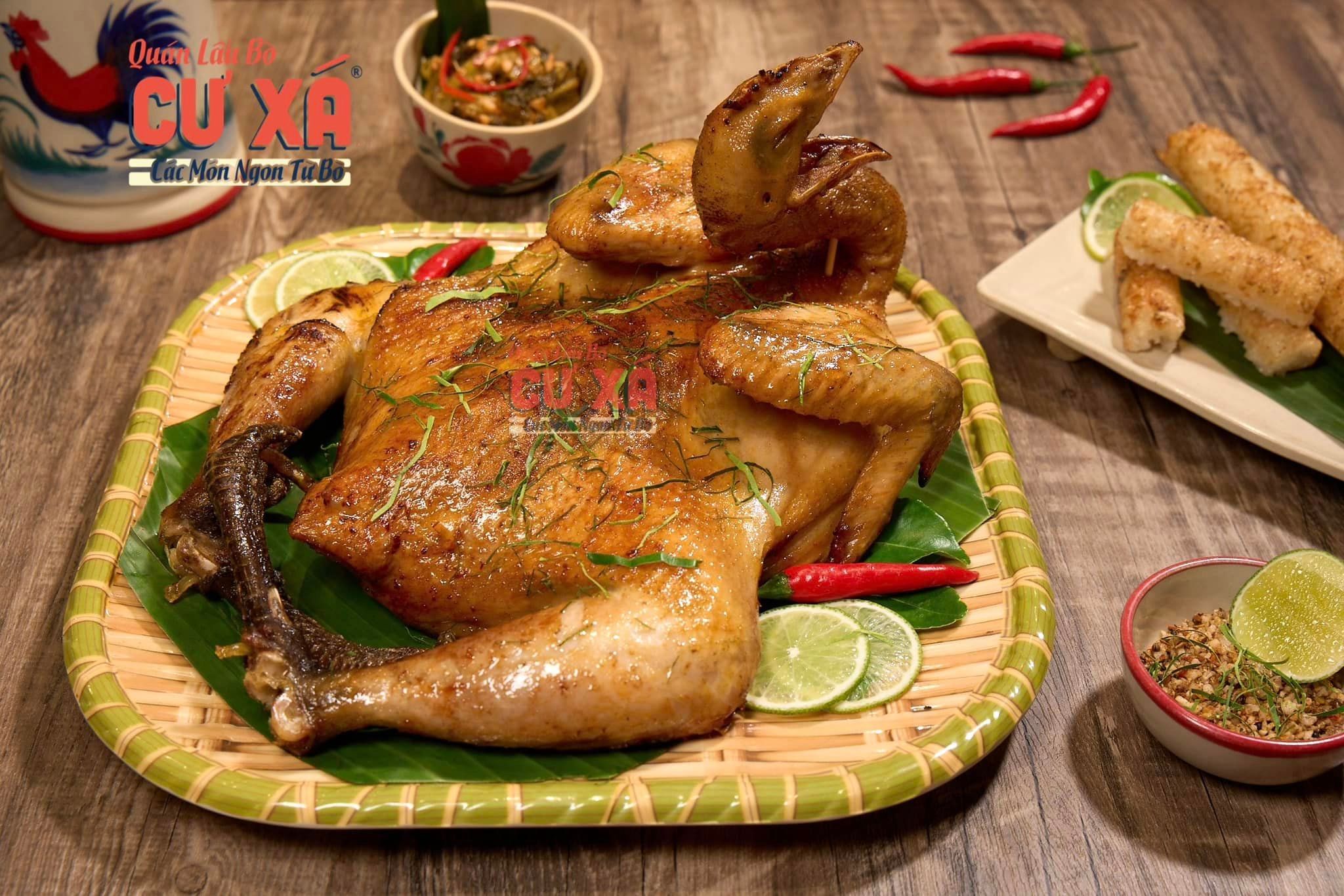 Gà ta nướng lá chúc cơm lam (1/2 con)