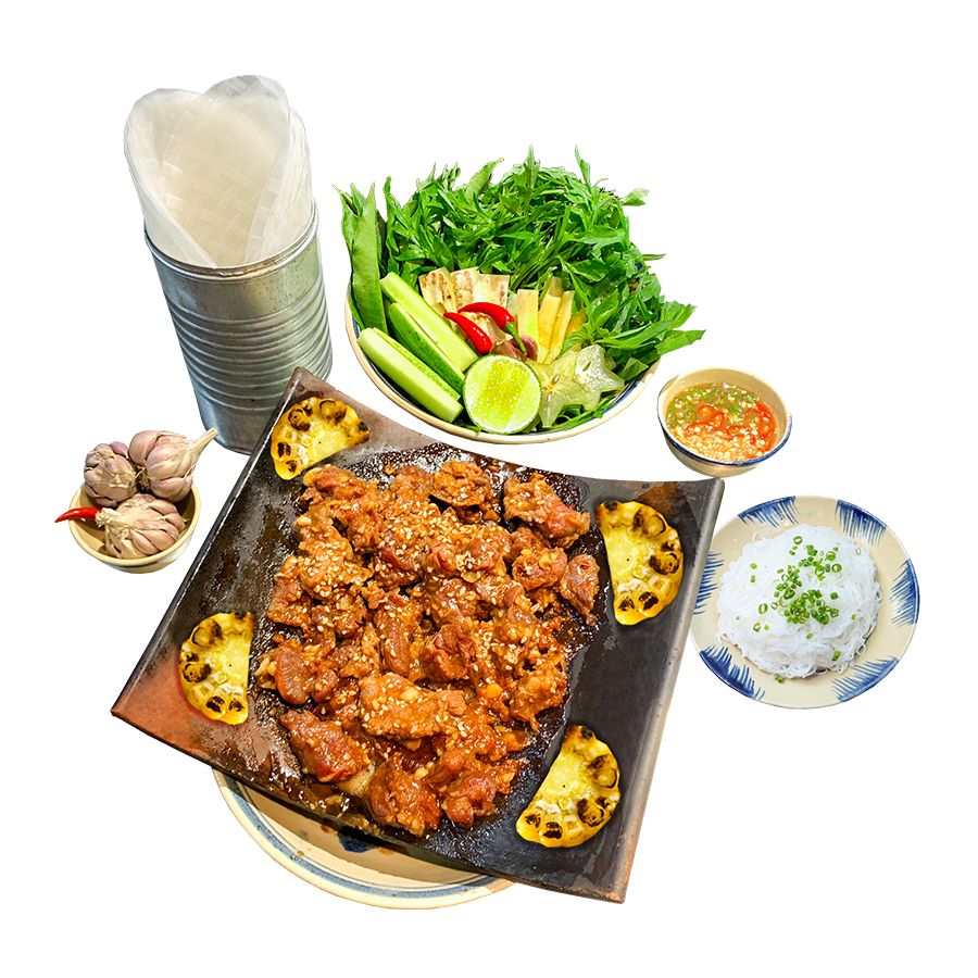 Cổ bò nướng ngói cuốn rau rừng