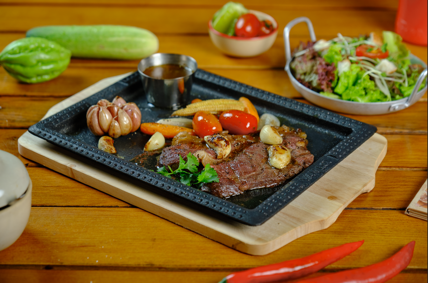 Bò Nướng Tảng Sốt Tiêu Đen