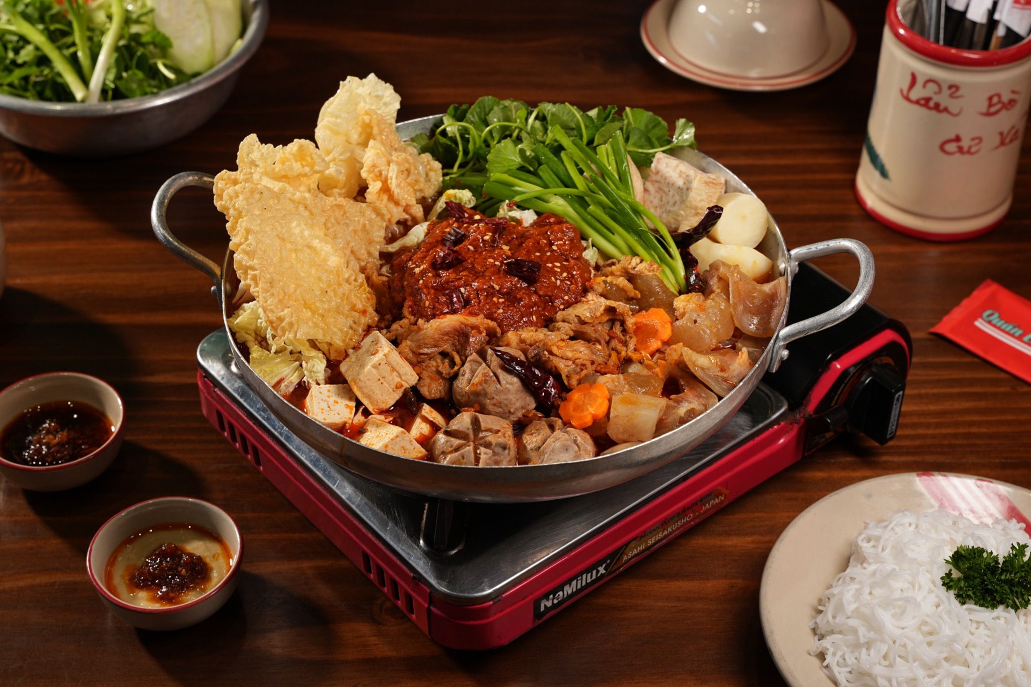 Lẩu Bò Cay Cư Xá