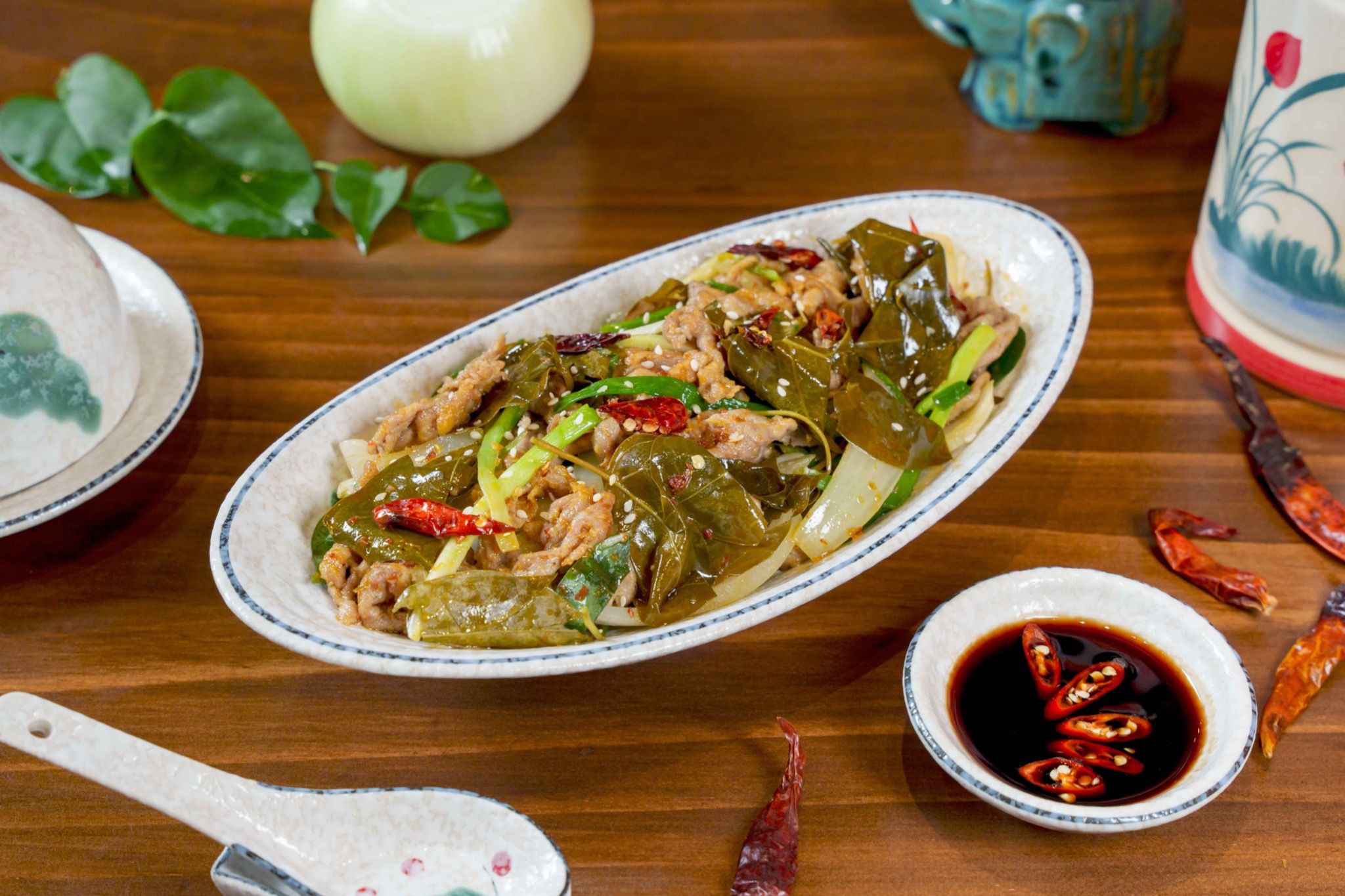 Bắp Bò Hoa Xào Lá Giang Cay