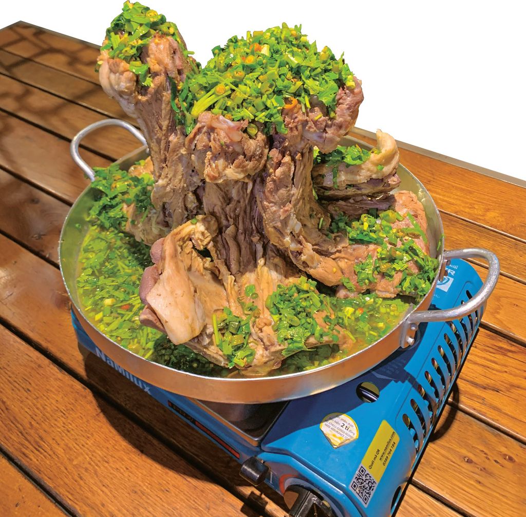 Laeng Saeb Sườn sốt ớt xanh - size khổng lồ