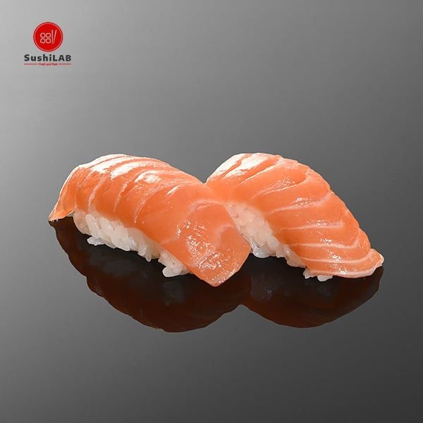 Nigiri cá hồi- 2 pcs