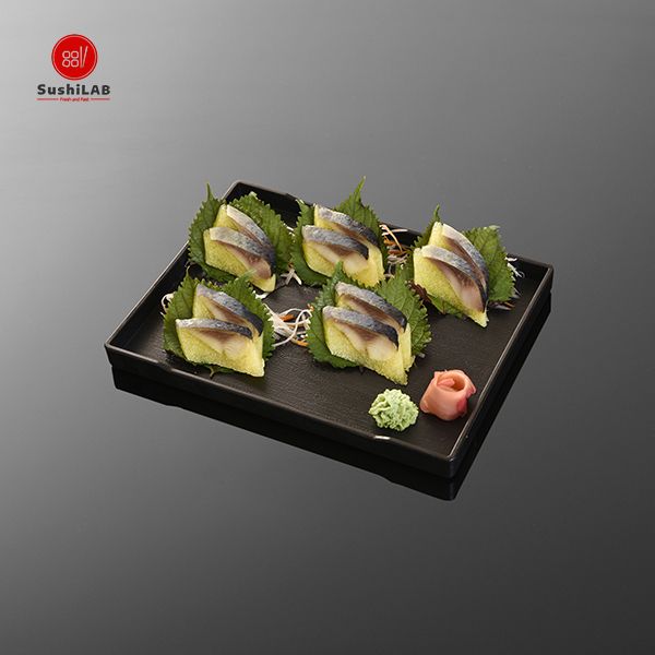 Set sashimi cá trích ép trứng- 10 pcs