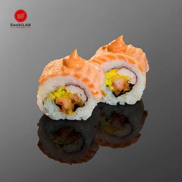 C14 tôm tempura phủ cá hồi đốt- 8 pcs