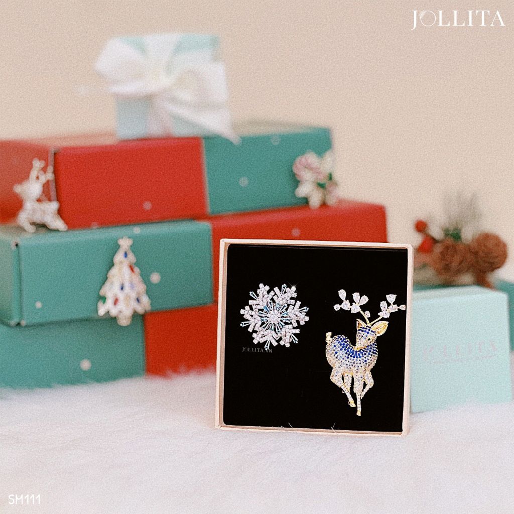 Set quà tặng Noel cài áo cao cấp sang trọng 111