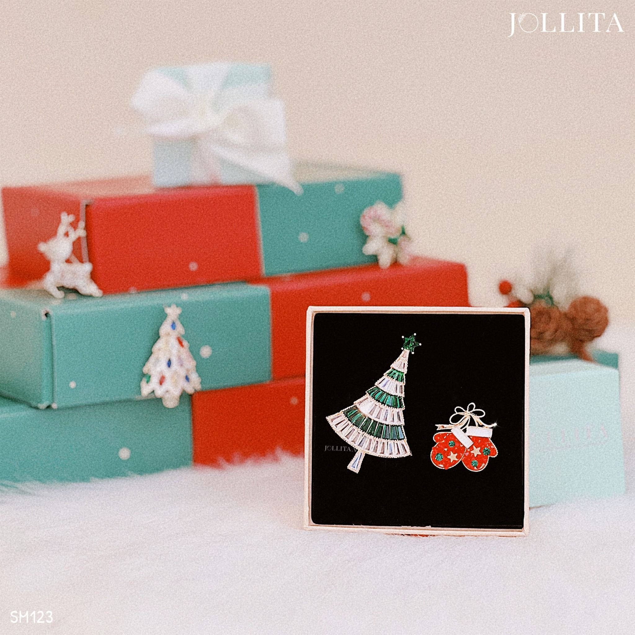 Set quà tặng Noel cài áo cao cấp sang trọng 123