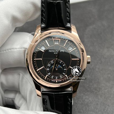 Đồng Hồ Patek Philippe Complications 5205R-010 Rep 1:1 Chế Tác Vỏ Vàng Khối 18K Mặt Đen Dây Da