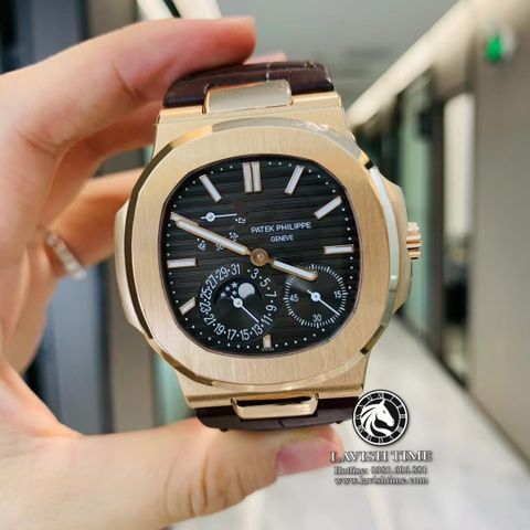 Đồng Hồ Patek Philippe Nautilus 5712R-001 Chế Tác Vỏ Vàng Khối 18K Mặt Nâu Dây Da