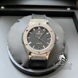 Đồng Hồ Hublot Classic Fusion 38mm Chế Tác Vỏ Bạc Titanium Mặt Số Đen Dây Da 565.NX.1171.LR