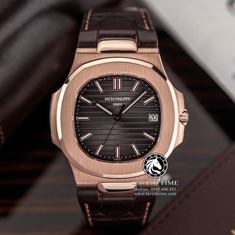 Đồng Hồ Patek Philippe Nautilus 5711R-001 Rep 1:1 Chế Tác Vỏ Vàng Khối 18K Mặt Nâu Dây Da