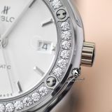 Đồng Hồ Hublot Classic Fusion 38mm Rep 1:1 Chế Tác Vỏ Bạc Độ Niềng Bezel Kim Cương Thiên Nhiên - Moissanite Mặt Số Trắng 361.SE.2010.RW.1104