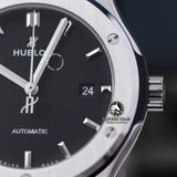 Đồng Hồ Hublot Classic Fusion 42mm Rep 1:1 Chế Tác Vỏ Bạc Titanium Mặt Số Đen Nâng Cấp Vòng Bi Bánh Đà Chính Hãng 542.NX.1171.LR