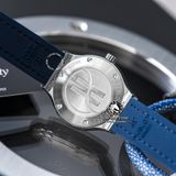 Đồng Hồ Hublot Classic Fusion 33mm Rep 1:1 Chế Tác Vỏ Bạc Mặt Số Xanh Dương 581.NX.7170.LR