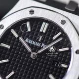 Đồng Hồ Audemars Piguet Royal Oak 67650ST.OO.1261ST.01 Rep 1:1 Chế Tác Vỏ Bạc Mặt Đen Dây Kim Loại