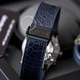 Đồng Hồ Hublot Classic Fusion 42mm Rep 1:1 Chế Tác Vỏ Đen Ceramic Mặt Số Xanh Dương Chải Tia Dây Da Cá Sấu 542.CM.7170.LR