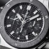 Đồng Hồ Hublot Big Bang 44mm Rep 1:1 Chế Tác Vỏ Bạc Mặt Carbon Đen Cọc Vạch 301.SM.1770.RX