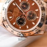 Đồng Hồ Rolex Cosmograph Daytona 116505-0013 Rep 1:1 Cao Cấp Vỏ Vàng Hồng Mặt Nâu Chocolate Dây Kim Loại