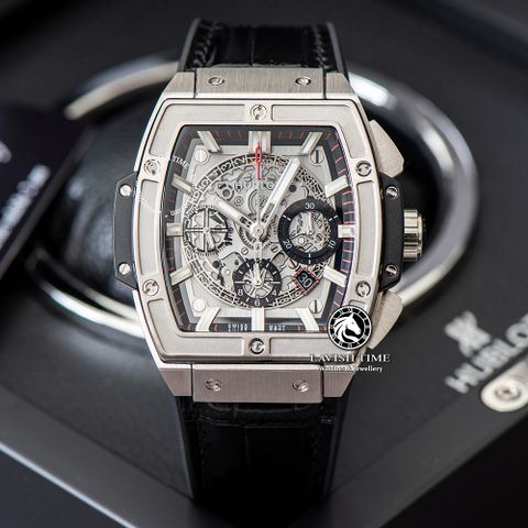 Đồng Hồ Hublot Spirit Of Big Bang 42mm Rep 1:1 Chế Tác Vỏ Bạc Mặt Đen Dây Da Cá Sấu 601.NX.0173.LR