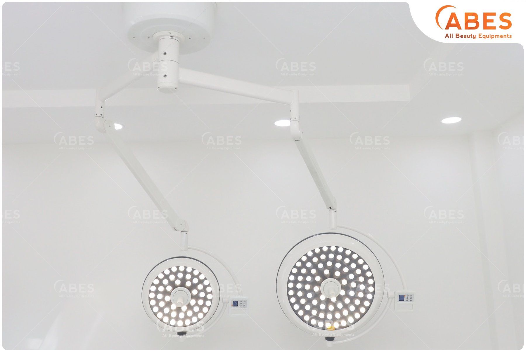 Đèn phẫu thuật Full Led bóng đôi 700/500 treo trần