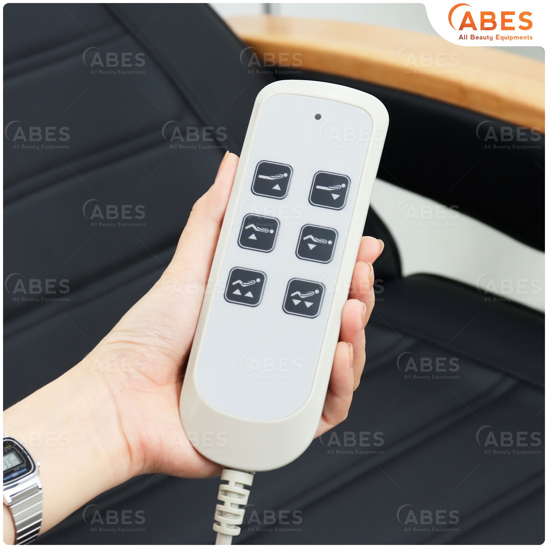 Giường spa chỉnh điện tay gỗ Hi-MEC HMBB-C810