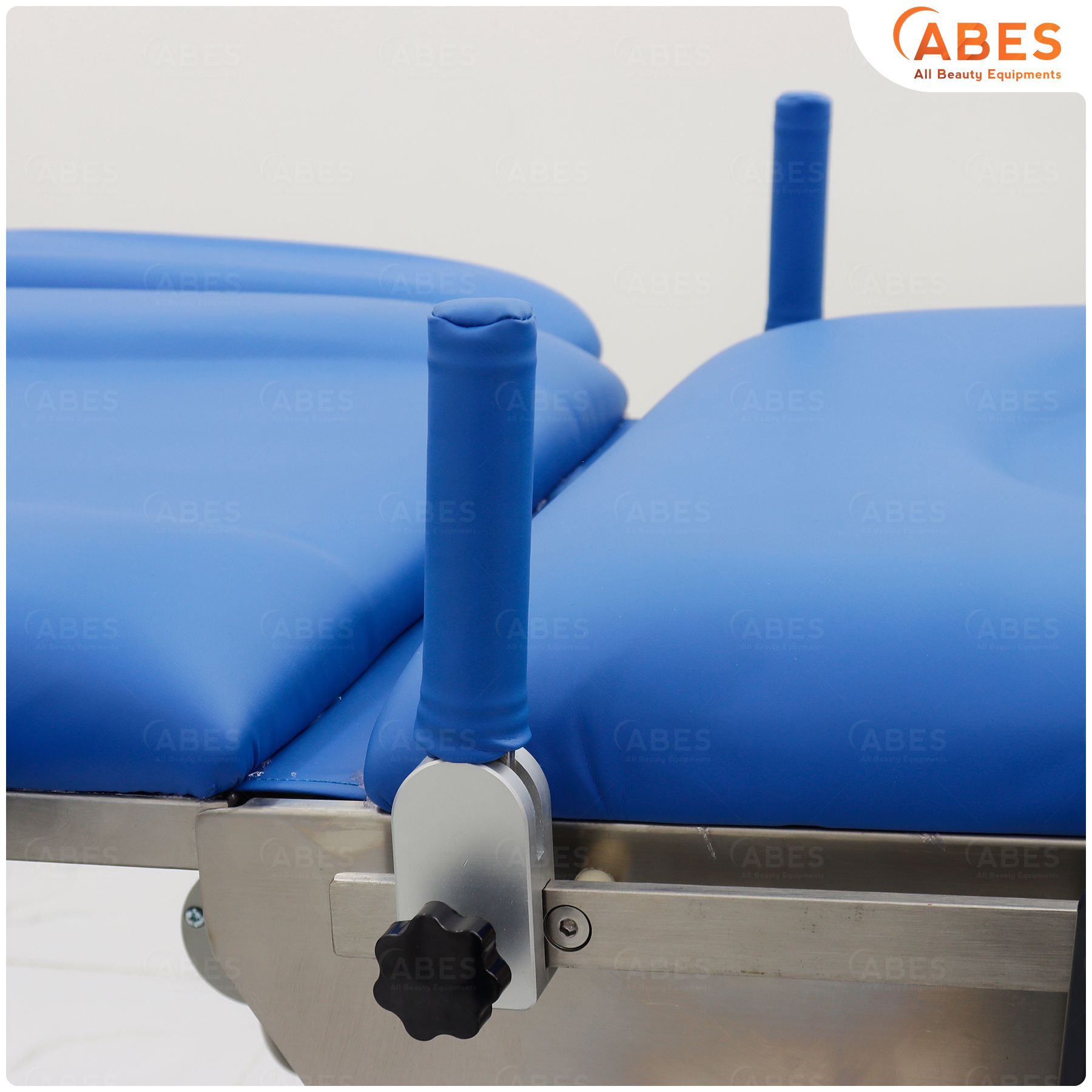 Bàn đẻ, bàn khám sản phụ khoa đa năng Hi-MEC SB-804