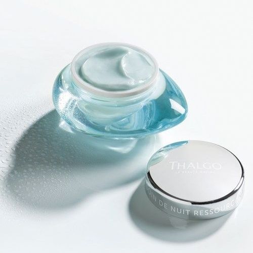 Kem đêm giúp tái tạo và tăng cường cấp nước cho da Revitalising Night Cream