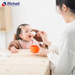 Chén Ăn Dặm Richell Gấp Gọn Kèm Muỗng (Cam)