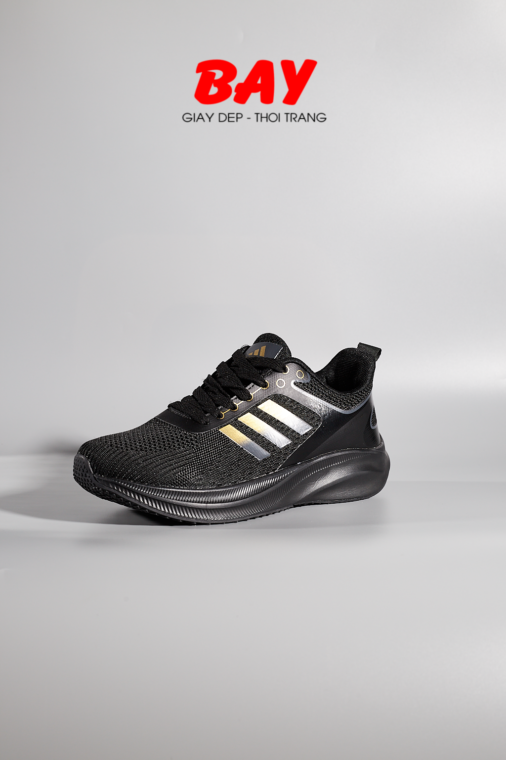 SNEAKER NAM A136