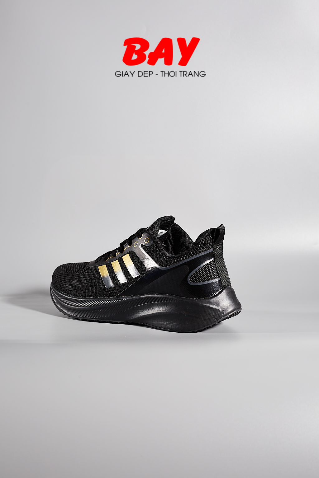 SNEAKER NAM A136