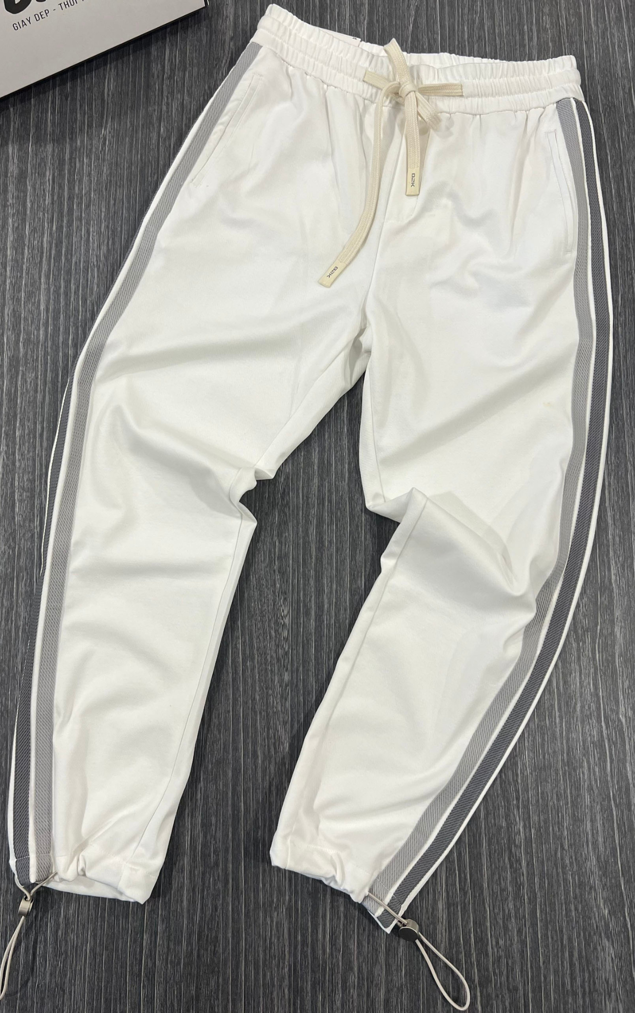JOGGER M7012-THUN SỌC 2 BÊN