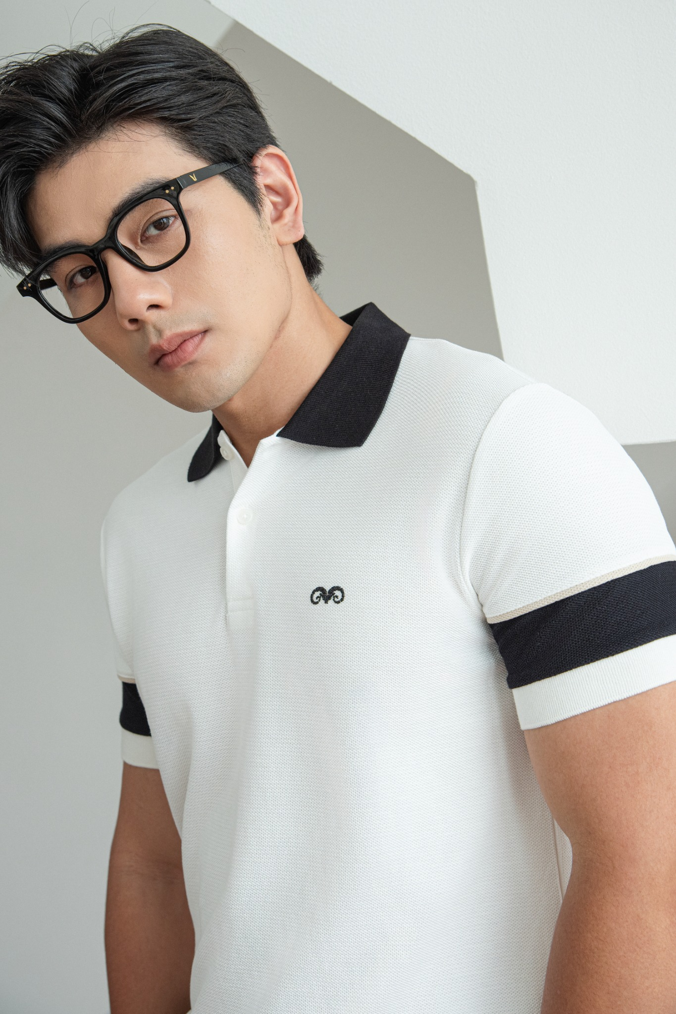 POLO NAM 8889-SLIM FIT TRẮNG F TAY ĐEN