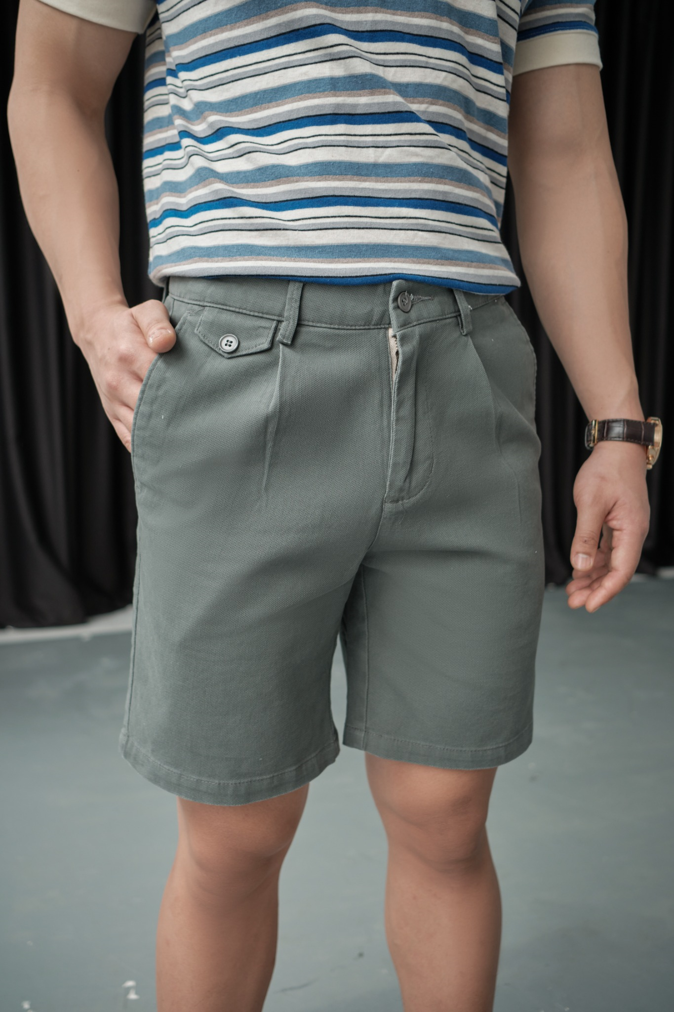 SHORT NAM L513 XẾP PLI-REGULAR FIT XÁM NÂU G