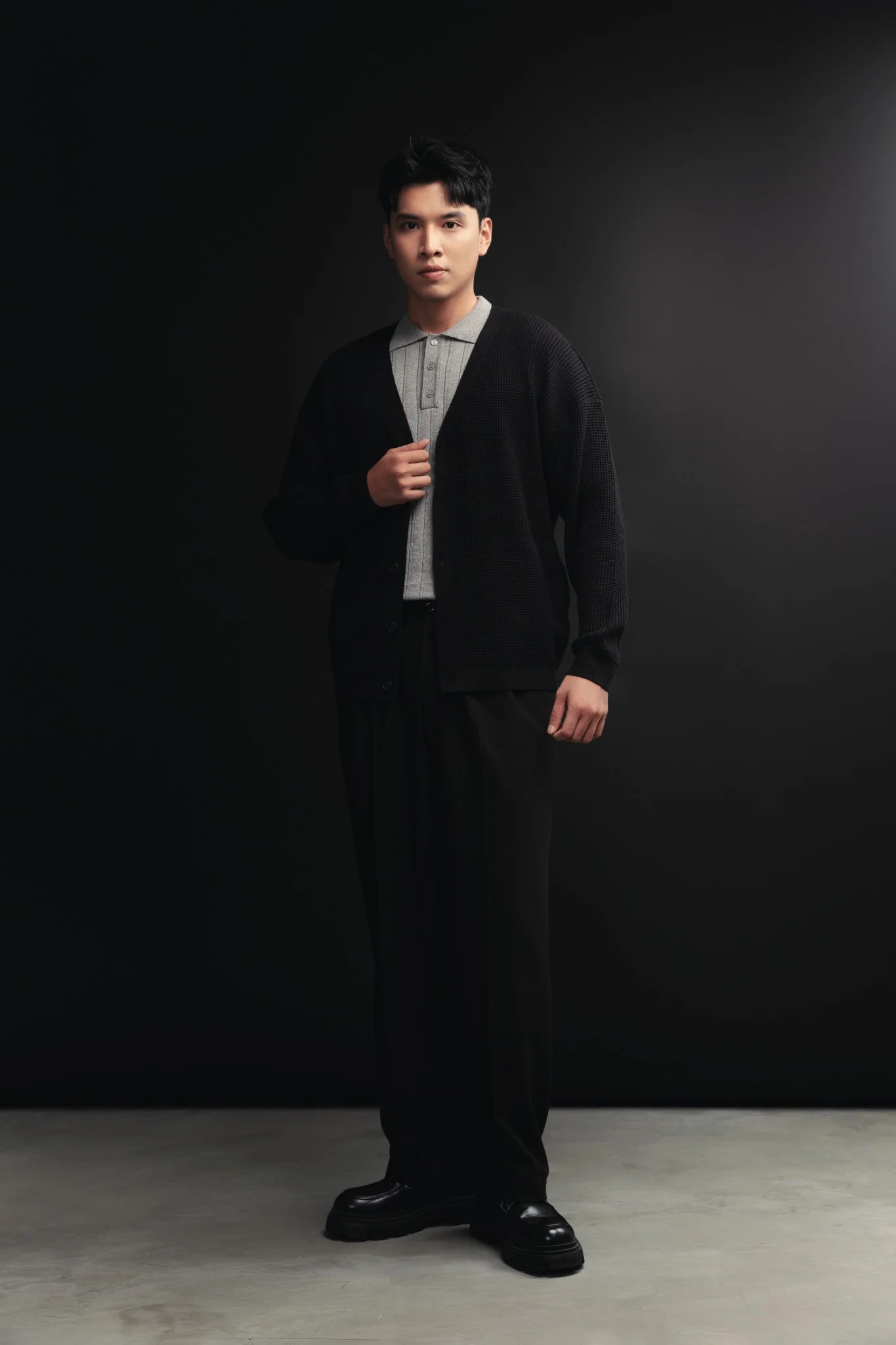 KHOÁC NAM DỆT KIM N733-REGULAR FIT ĐEN