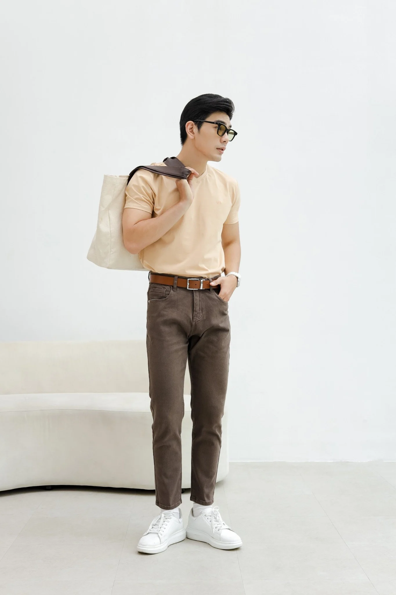 ÁO THUN NAM T077 CỔ TIM-KEM BE