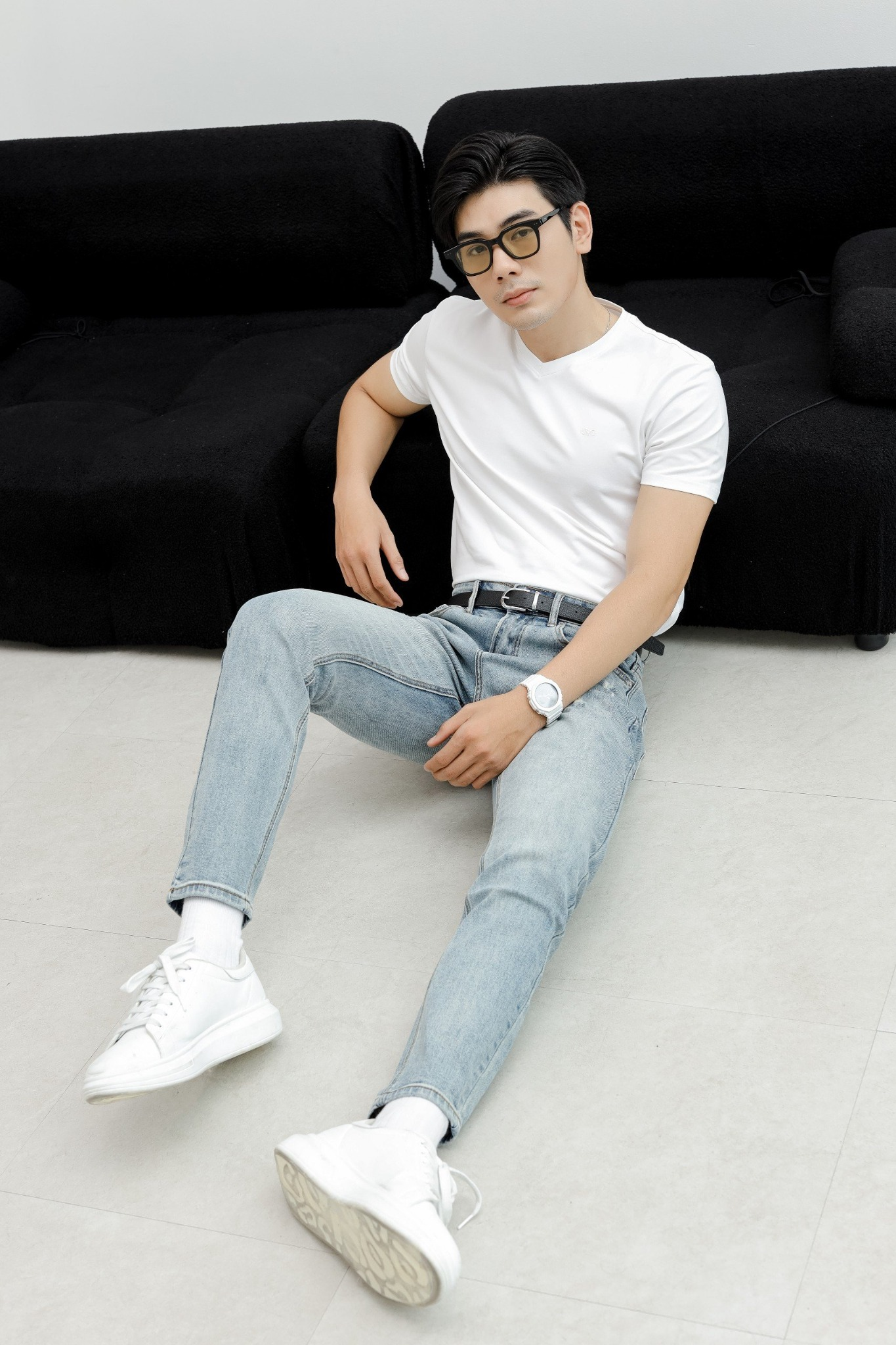 ÁO THUN NAM T077 CỔ TIM-TRẮNG