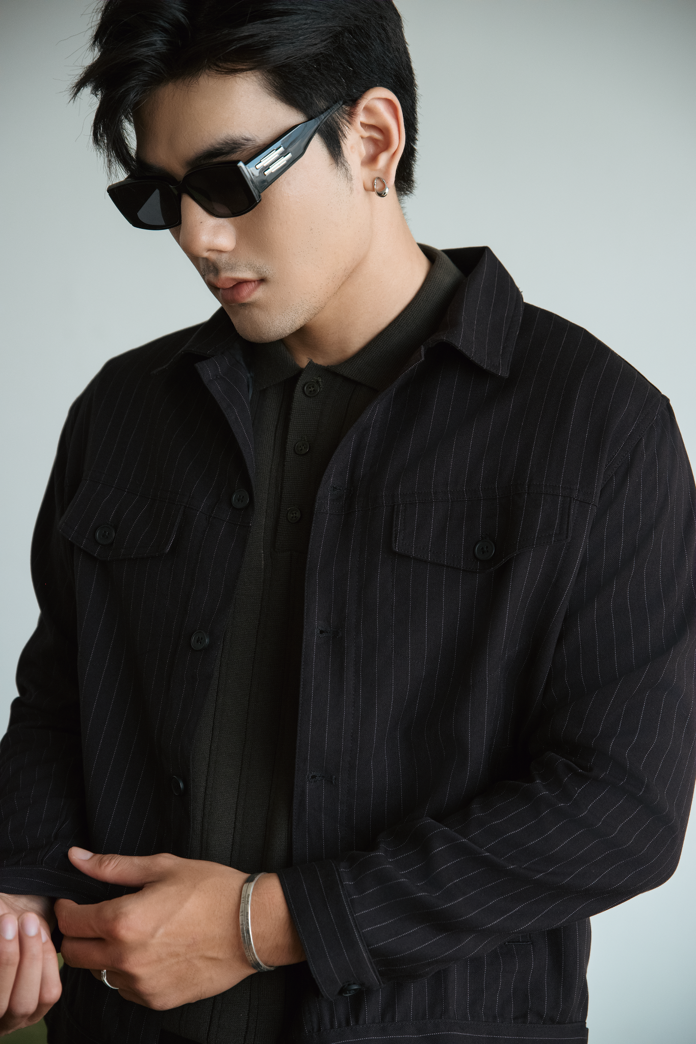 KHOÁC NAM TL08-REGULAR FIT XÁM ĐEN