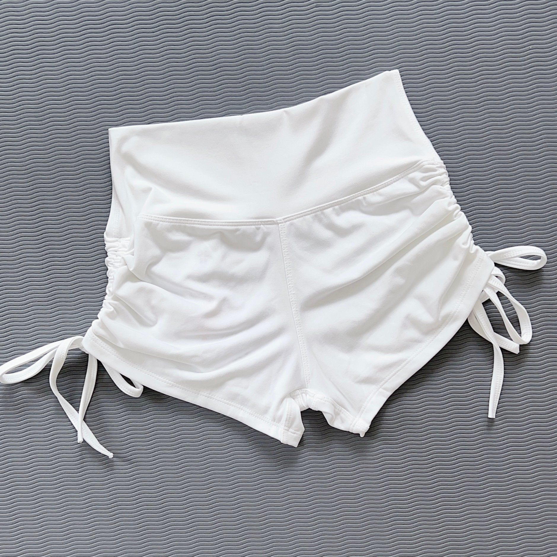 Quần short Nữ - Kenewomen quần rút cạp bằng