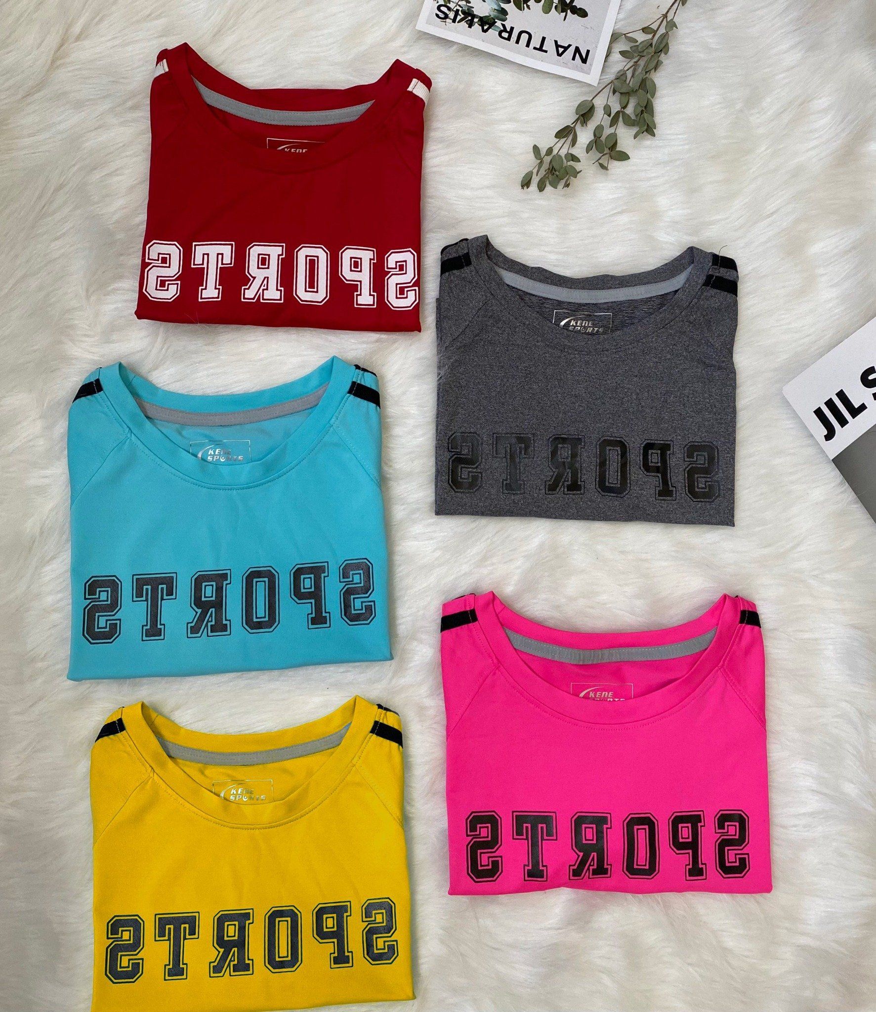 Kenewomen SPORTS selfie croptop