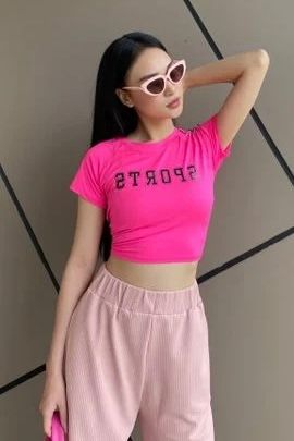 Kenewomen SPORTS selfie croptop